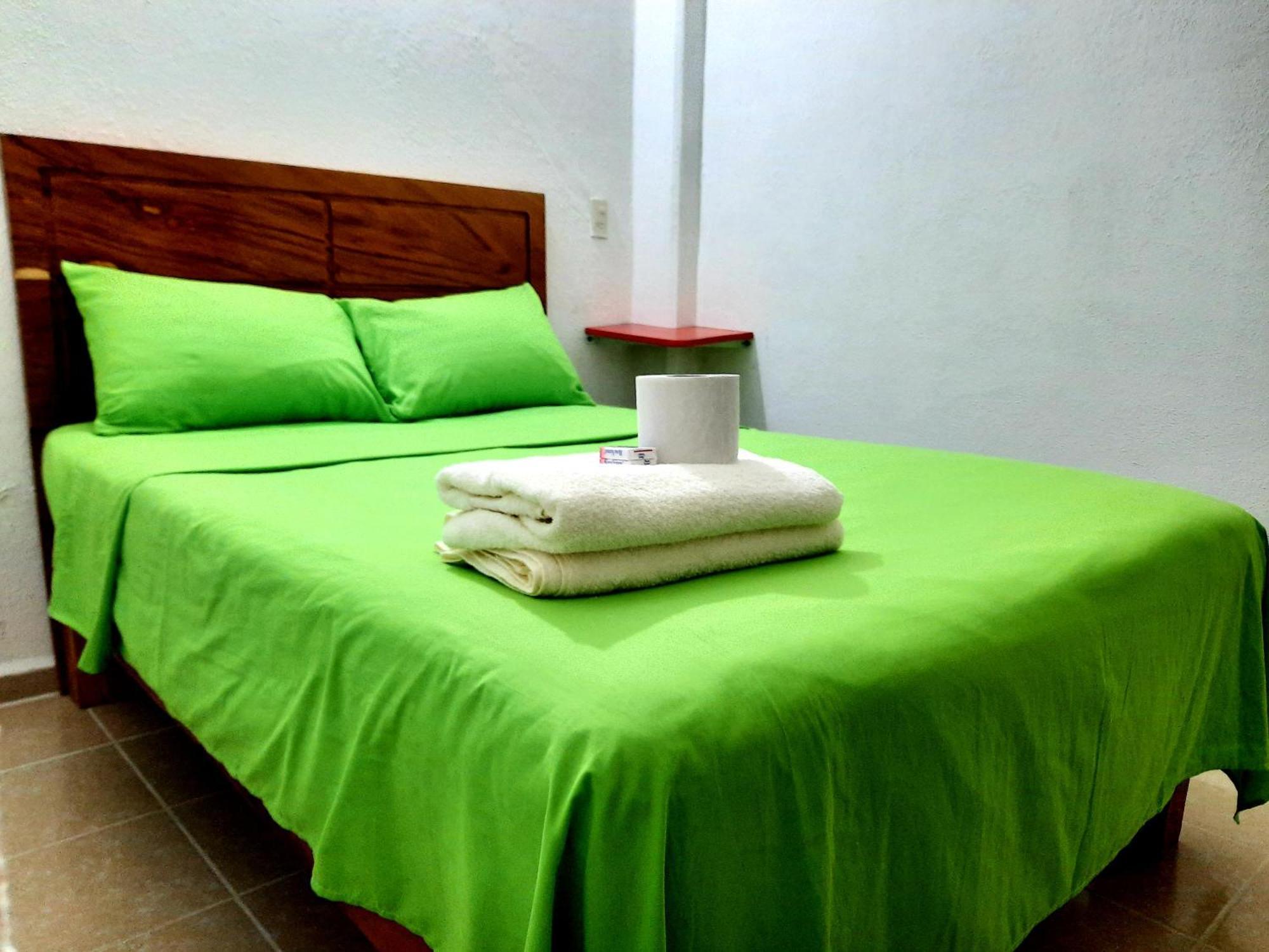 Cataviento Hotel Tecoanapa Eksteriør bilde
